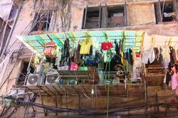 Sống mòn giữa ‘đất vàng’: Bài toán cải tạo tập thể 23 Hàng Bài