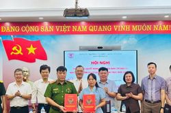Phường Văn Miếu - Quốc Tử Giám bàn giao Ban Chỉ đạo 57 về phát triển khoa học, công nghệ