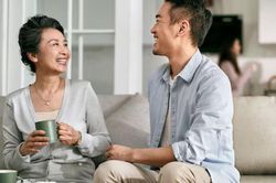 Về hưu đừng vội sống cùng con cái: Câu chuyện đáng suy ngẫm của vợ chồng U60