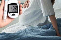 Sản phụ mắc đái tháo đường bỏ tái khám, gần ngày sinh phát hiện thai lưu