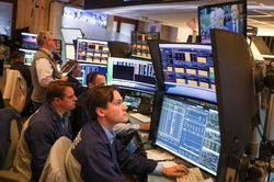 AI tiếp tục kéo Nasdaq lập kỷ lục