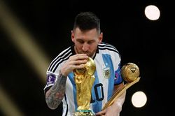 Argentina trả giá thế nào khi không còn Messi?