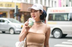 Ly cà phê giá 100.000 đồng trở nên bình thường từ khi nào?