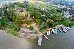 Giai thoại cặp đôi chia tay khi đến chùa Thiên Mụ