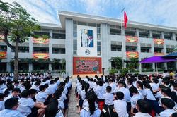 Thông tin mới nhất vụ học sinh ở TP.HCM đau bụng, nôn ói