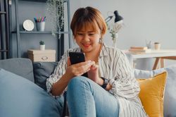 Lướt video ngắn mỗi ngày, não thay đổi như thế nào?