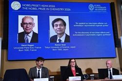 Giải Nobel Hóa học 2026 đặt nền móng cho nhiều loại thuốc hiện đại