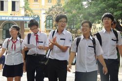 Học sinh không đỗ lớp 10 công lập vẫn được bảo đảm cơ hội học tiếp