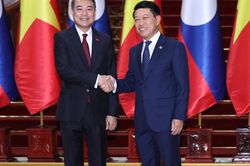 Thủ tướng Lê Minh Hưng hội đàm với Thủ tướng Lào: Quan hệ Việt Nam-Lào là ưu tiên cao nhất trong chính sách đối ngoại
