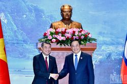 Việt Nam sẵn sàng hỗ trợ Lào tận dụng hiệu quả các cơ hội để phát triển nhanh và bền vững
