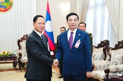 Đưa hợp tác quốc phòng Việt Nam - Lào ngày càng 'gắn kết chiến lược'