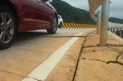 Quốc lộ 28B vừa nâng cấp đã xuất hiện sụt lún