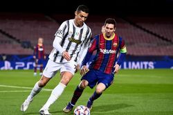 Ronaldo làm điều đặc biệt với Messi
