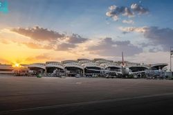 Tình hình Yemen: Lực lượng chính phủ và liên quân đẩy mạnh tấn công, sân bay ở Saudi Arabia vào tầm ngắm của lực lượng Houthi, LHQ kêu gọi kiềm chế