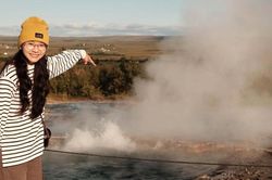 Cô gái Bắc Ninh chi 105 triệu, lái xe 3.000km khám phá 'băng đảo' Iceland