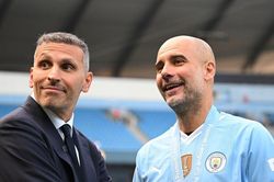 Pep Guardiola bất ngờ trở lại Man City