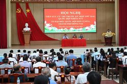 Cử tri phường Đồng Phú kiến nghị tháo gỡ vướng mắc đất đai, giao thông