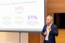 Tốc độ ứng dụng AI đang nhanh hơn năng lực quản trị