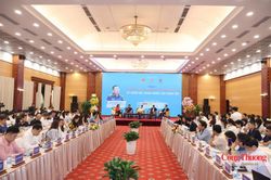Ngành Thuế đồng hành cùng doanh nghiệp hướng tới tăng trưởng hai con số