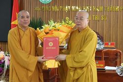 Trao quyết định chuẩn y nhân sự Ban Trị sự Giáo hội Phật giáo Việt Nam thành phố Bắc Ninh nhiệm kỳ 2026 - 2031