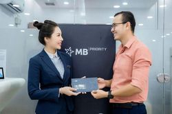 MB trở thành ngân hàng đầu tiên tại Việt Nam vượt mốc 100.000 tỷ đồng vốn điều lệ