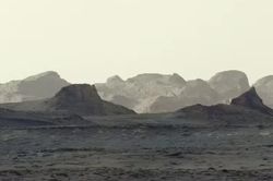 Bình minh trên Sao Hỏa đổi màu kỳ lạ, NASA hé lộ điều bất ngờ