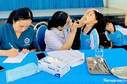 Chăm sóc sức khỏe răng miệng cho gần 1.300 học sinh tại phường Thanh Thủy