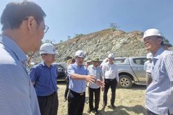 Tăng cường máy móc, nhân lực đẩy nhanh tiến độ cao tốc Hòa Bình - Mộc Châu