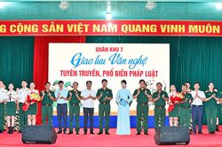 Đổi mới tuyên truyền pháp luật bằng sân khấu hóa và phiên tòa giả định
