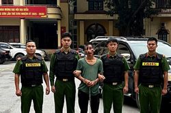 Bắt đối tượng truy nã đặc biệt nguy hiểm, thu giữ súng quân dụng