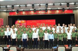 Xây dựng môi trường hàng không an ninh, thông minh, thân thiện
