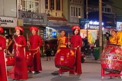 Sắc màu văn hóa Đông Anh trên đường phố
