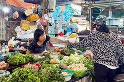 Cách lựa chọn và bảo quản thực phẩm trong những ngày thời tiết chuyển mùa