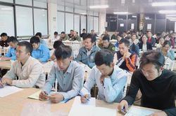 Tập huấn kiến thức công nghệ số cho 70 thành viên Tổ chuyển đổi số cộng đồng xã Nam Tuấn