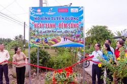 Ra mắt mô hình tuyến đường 'Ngày xanh - Đêm sáng' ở xã Vĩnh Mỹ