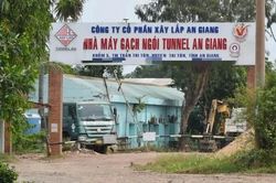 Khai thác 'chui' ngay trong mỏ khoáng sản có phép