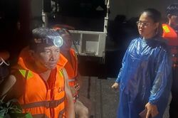 Công an TPHCM chủ động các phương án hỗ trợ dân ứng phó thời tiết diễn biến phức tạp