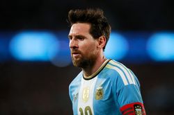Messi là 'con gà đẻ trứng vàng', kéo 100 thương hiệu tài trợ cho LĐBĐ Argentina