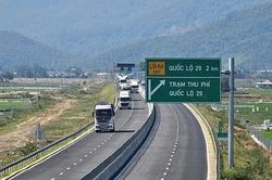 Nghịch lý xe tải chọn quốc lộ thay vì cao tốc