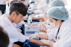 MEDLATEC mở màn chiến dịch sàng lọc Thalassemia miễn phí cho 5.000 học sinh THPT Hà Nội