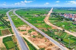 Diện mạo đường song hành Vành đai 4 đoạn qua Hà Nội trước ngày thông xe