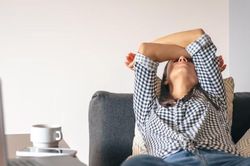 Top cung hoàng đạo thích làm biếng: Việc đến đâu hay đến đó