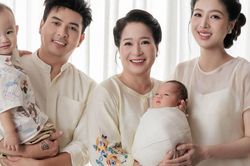 Mẹ vợ và 2 con trai Hồ Quang Hiếu gây chú ý