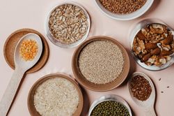 Ăn đúng loại tinh bột giúp phụ nữ trung niên trẻ hơn tuổi