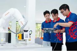 Không bắt buộc trường học đầu tư danh mục thiết bị riêng để tổ chức giáo dục STEM