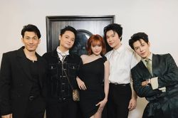 'Gia tộc' Running Man đến chúc mừng Anh Tú Atus ra mắt phim 'Án mạng xém hoàn hảo'