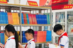 Giải pháp mới, liệu có'chặn' được lạm thu trong trường học?