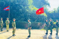 Tuần tra song phương đoạn biên giới phụ trách Sơn La-Houaphanh