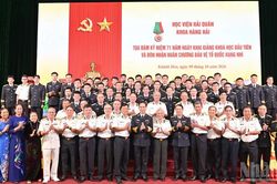 Khoa Hàng hải, Học viện Hải quân đón nhận Huân chương Bảo vệ Tổ quốc hạng Nhì