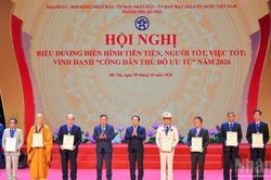 [Ảnh] Hội nghị Biểu dương điển hình tiên tiến và vinh danh 'Công dân Thủ đô ưu tú' năm 2026
